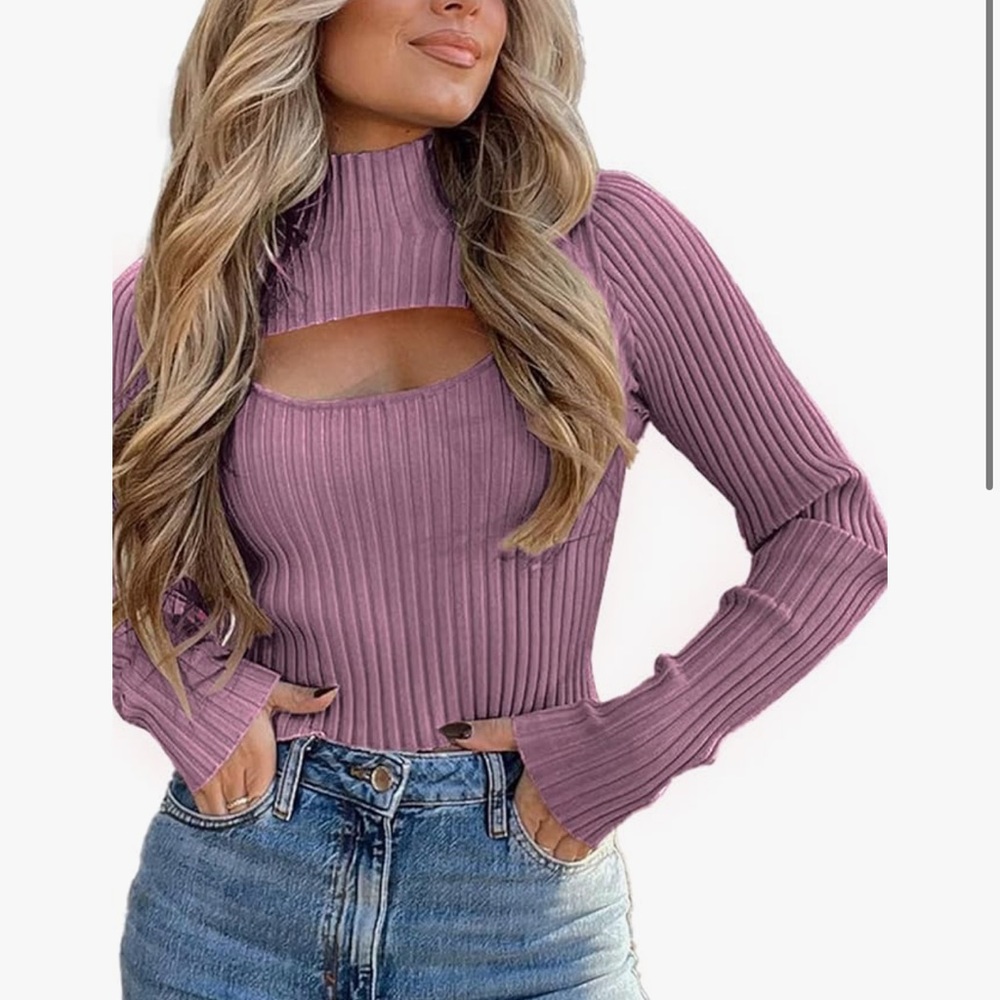 NWOT Ribbed Mauve Cutout Top